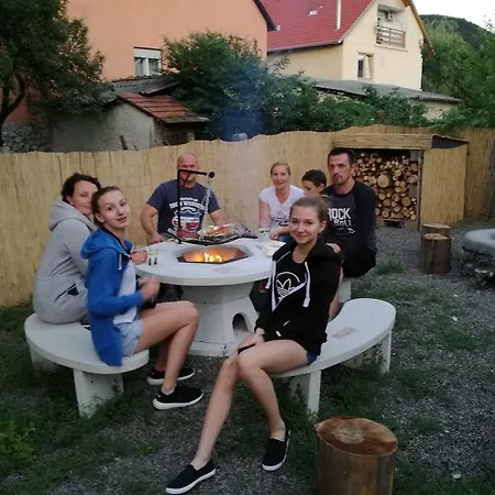 Kek Panzio * Szilvásvárad