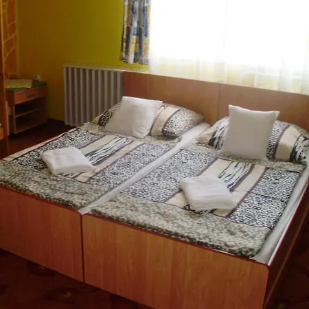 Kek Panzio Szilvásvárad